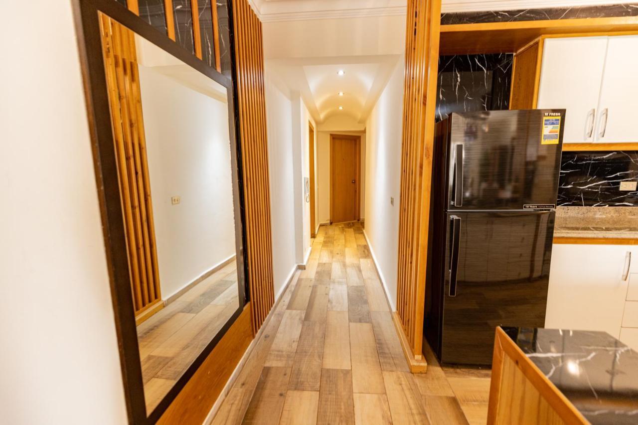 Modern Luxe Oak Orchid 3br W-free Wifi &parking Apartment